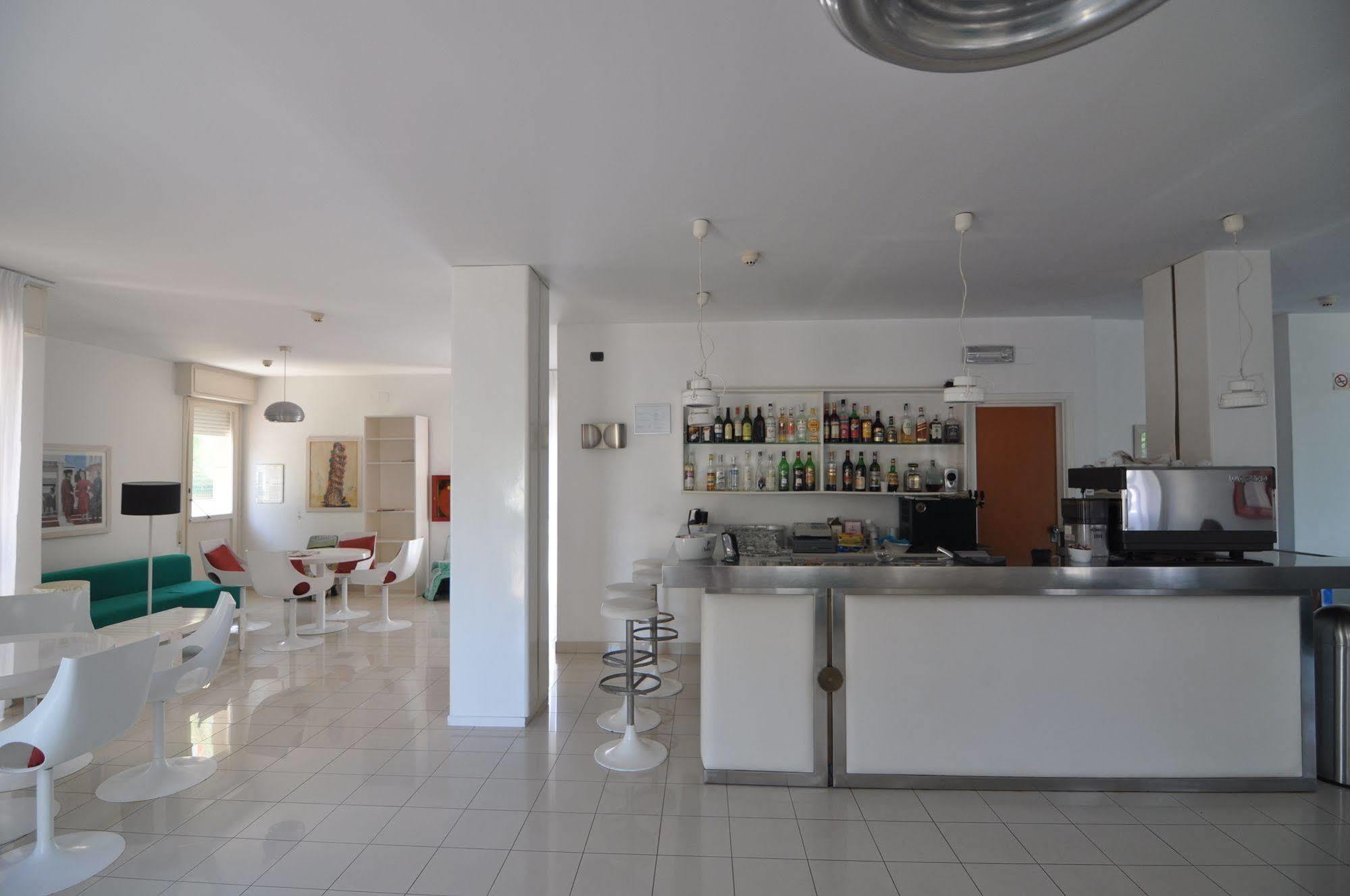 Hotel Nettuno Pesaro Eksteriør billede