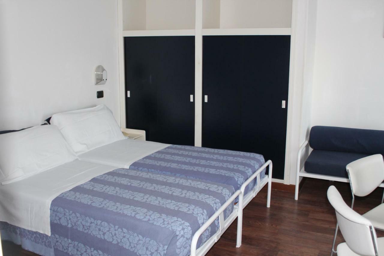Hotel Nettuno Pesaro Eksteriør billede